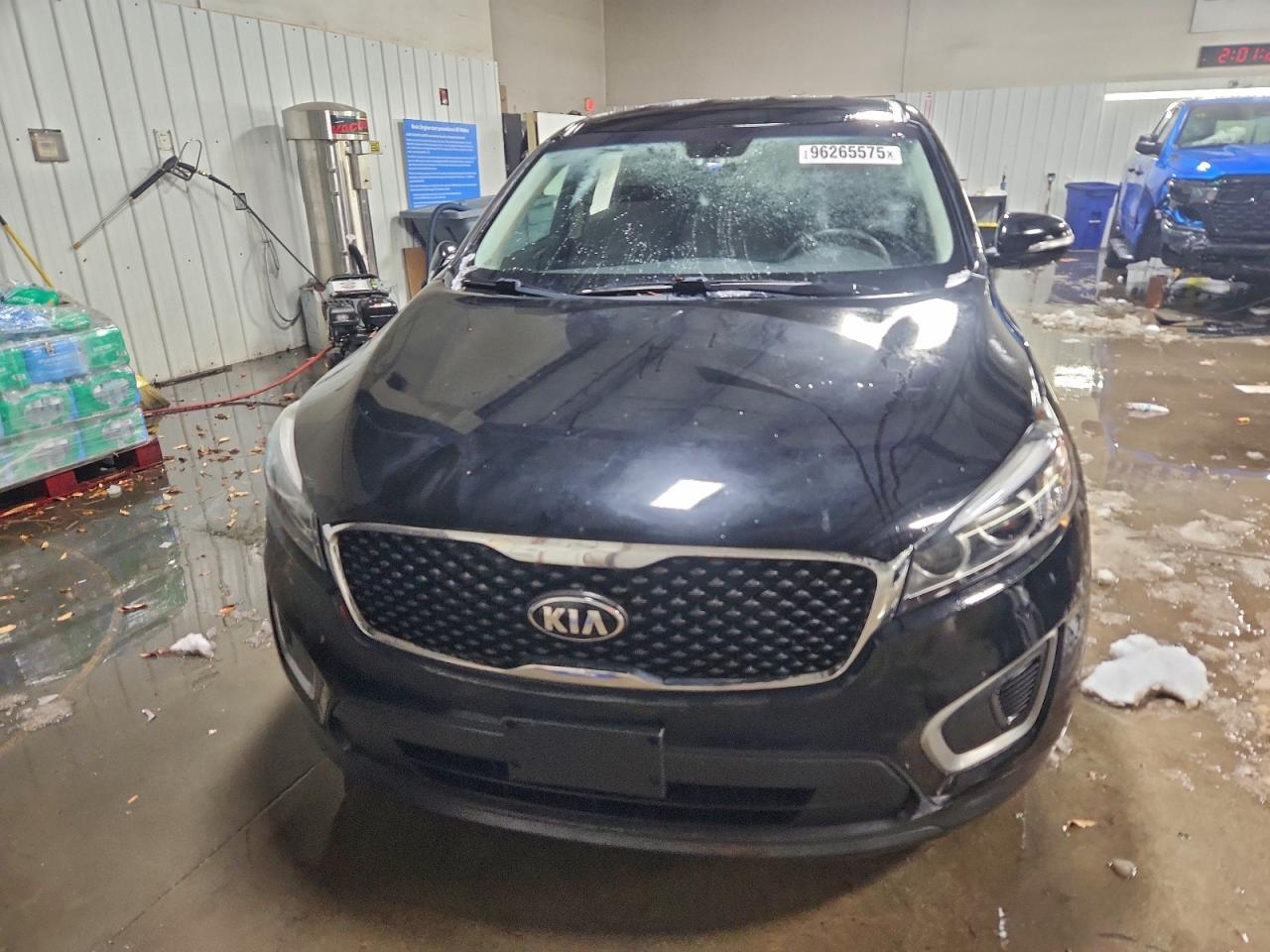KIA SORENTO LX 2016