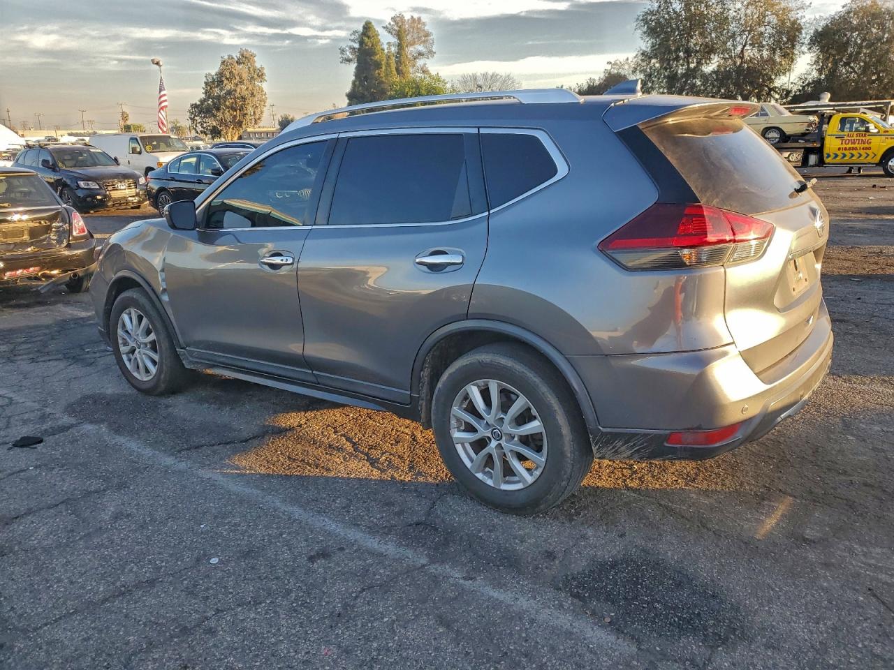 NISSAN ROGUE SV 2020