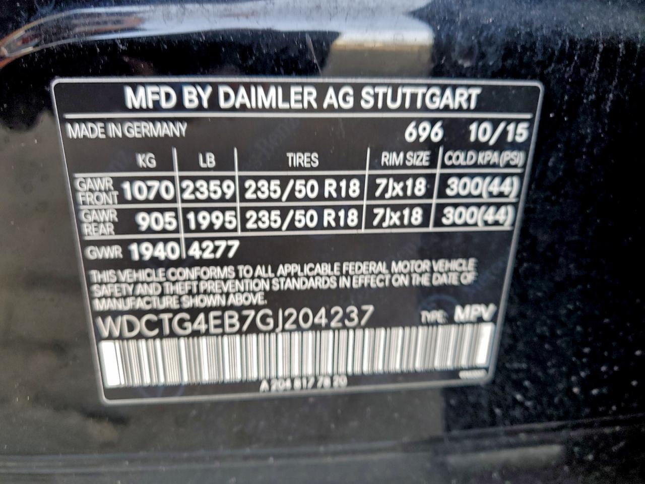 MERCEDES-BENZ GLA 250 2016