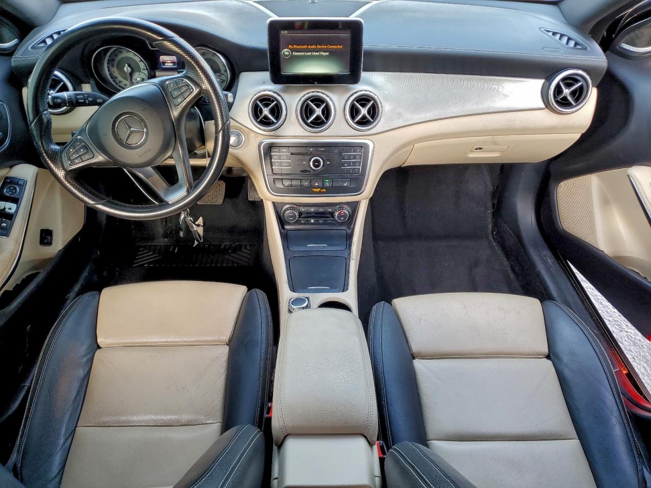 MERCEDES-BENZ GLA 250 2016