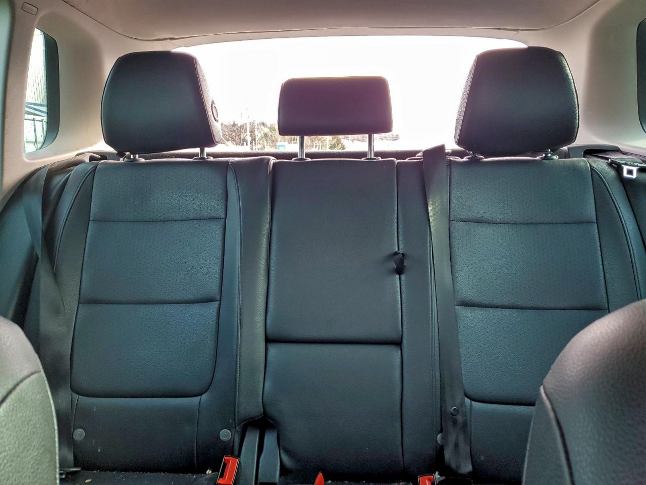 VOLKSWAGEN TIGUAN S 2013