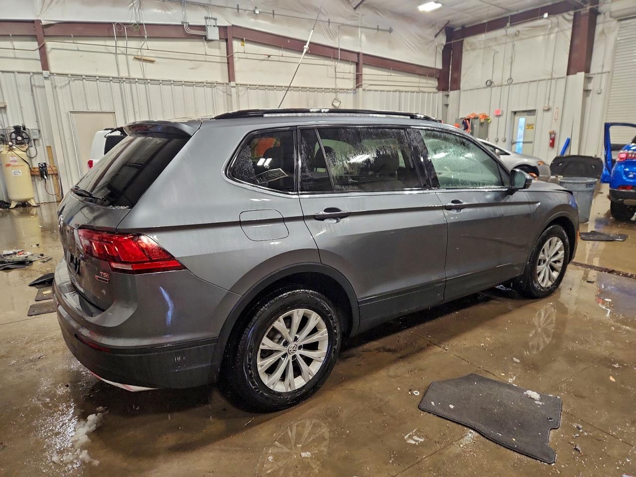 VOLKSWAGEN TIGUAN S 2018