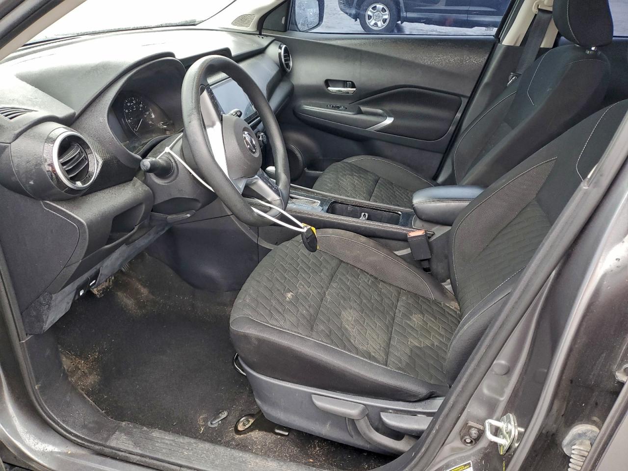 NISSAN KICKS SV 2021