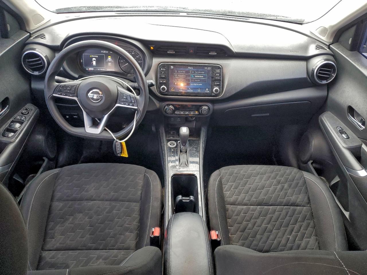 NISSAN KICKS SV 2021