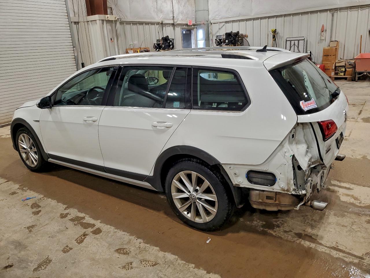 VOLKSWAGEN GOLF ALLTRACK S 2017