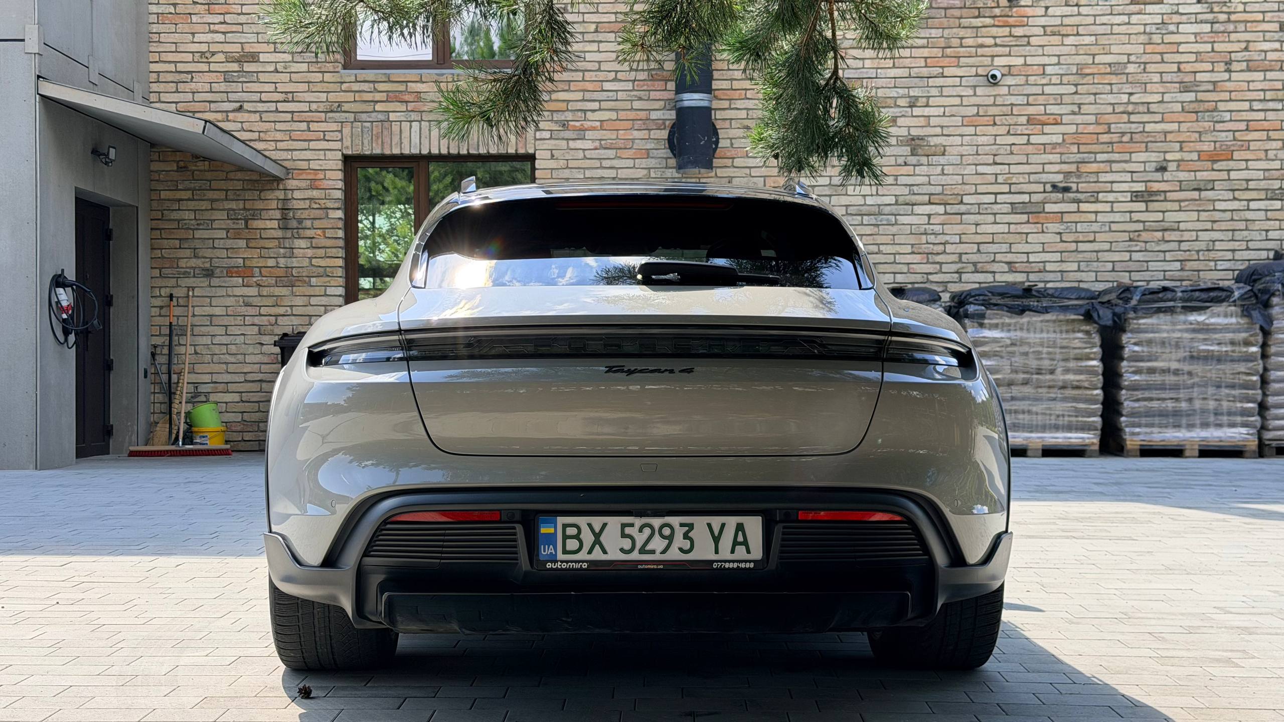 PORSCHE TAYCAN CROSS TURISMО