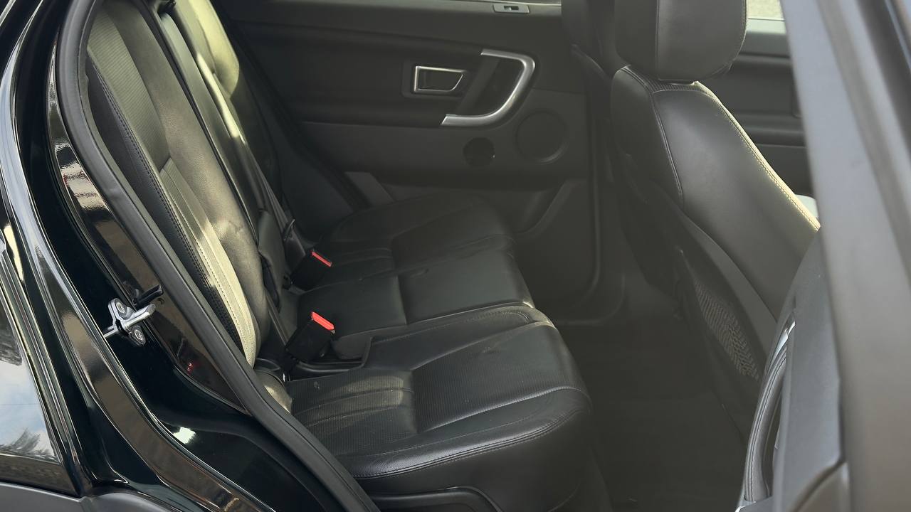 LAND ROVER DISCOVERY SPORT HSE 2015