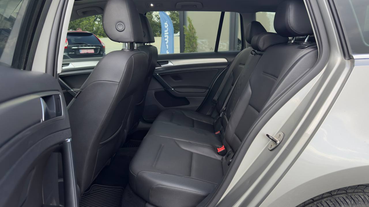 VOLKSWAGEN GOLF SPORTWAGEN S 2015