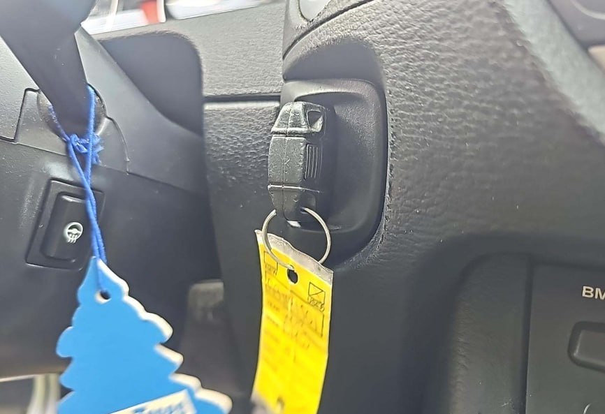 BMW X1 Sports Activity Vehicle xDrive28i 2013