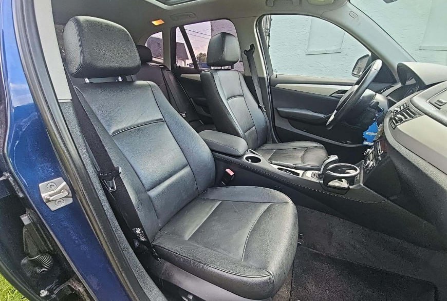 BMW X1 Sports Activity Vehicle xDrive28i 2013