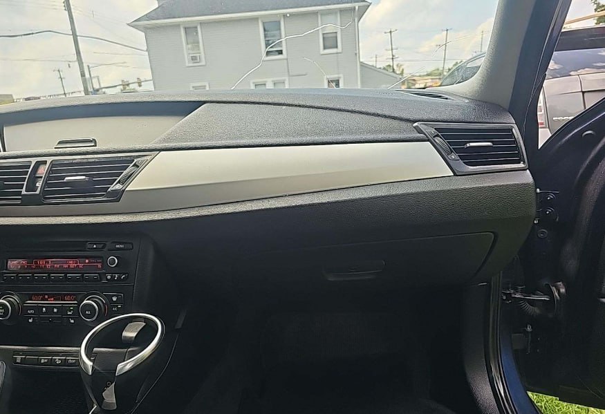 BMW X1 Sports Activity Vehicle xDrive28i 2013