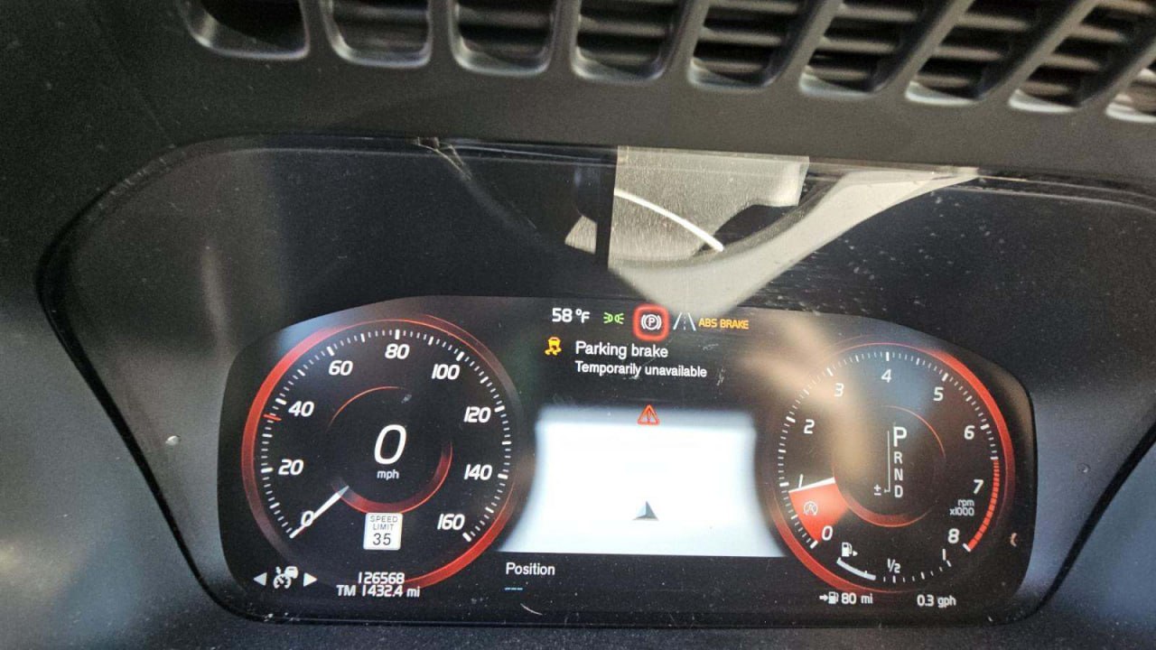 VOLVO XC90 T6 MOMENTUM 2016