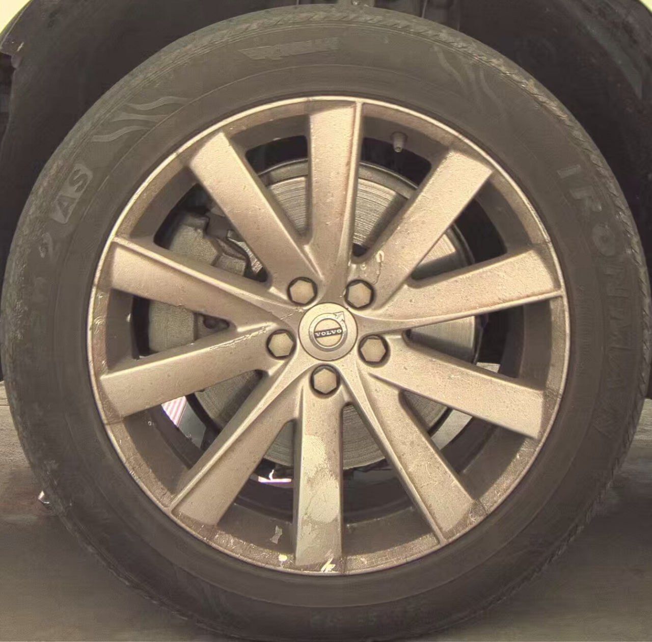 VOLVO XC90 T6 MOMENTUM 2016