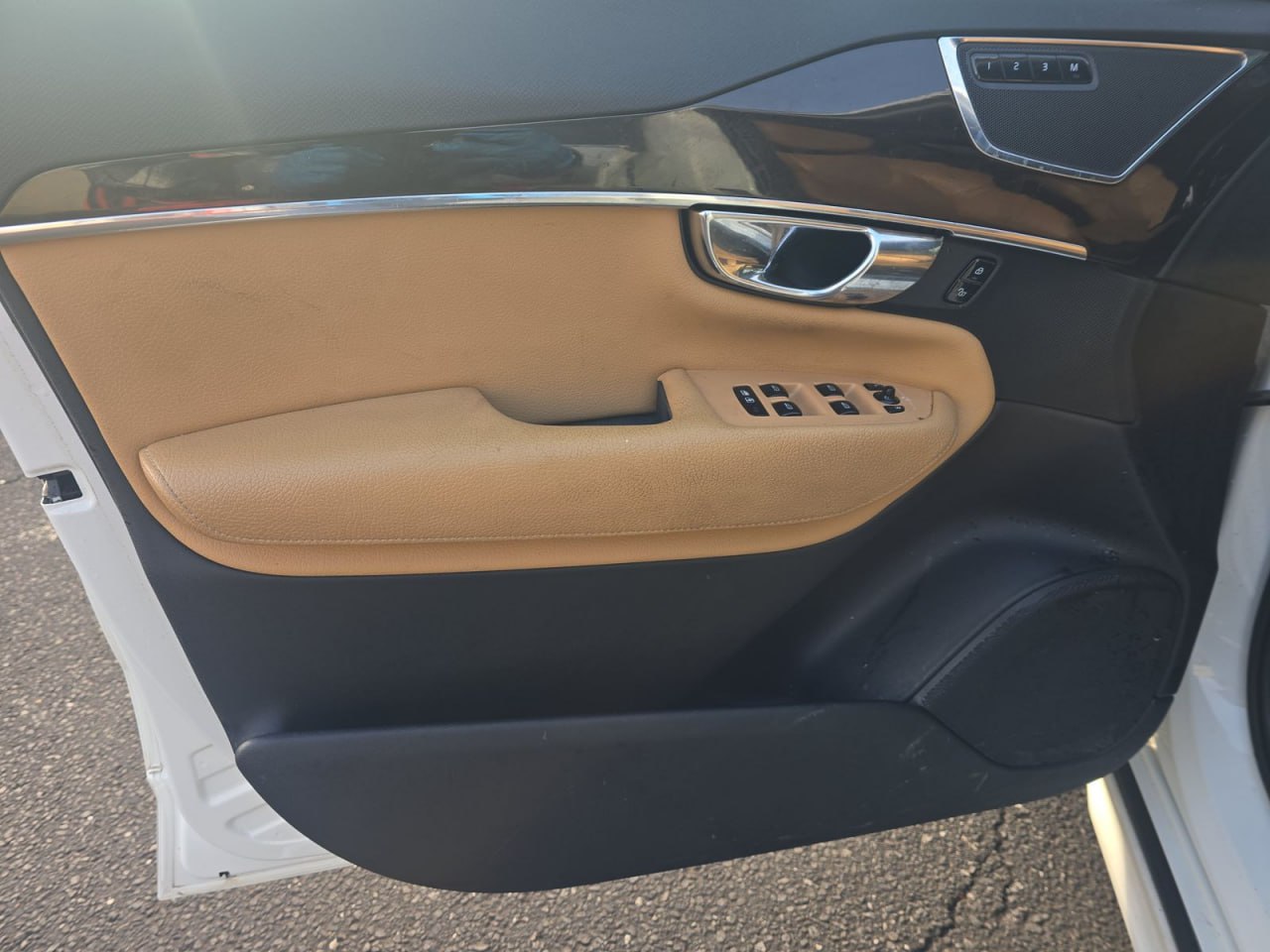 VOLVO XC90 T6 MOMENTUM 2016