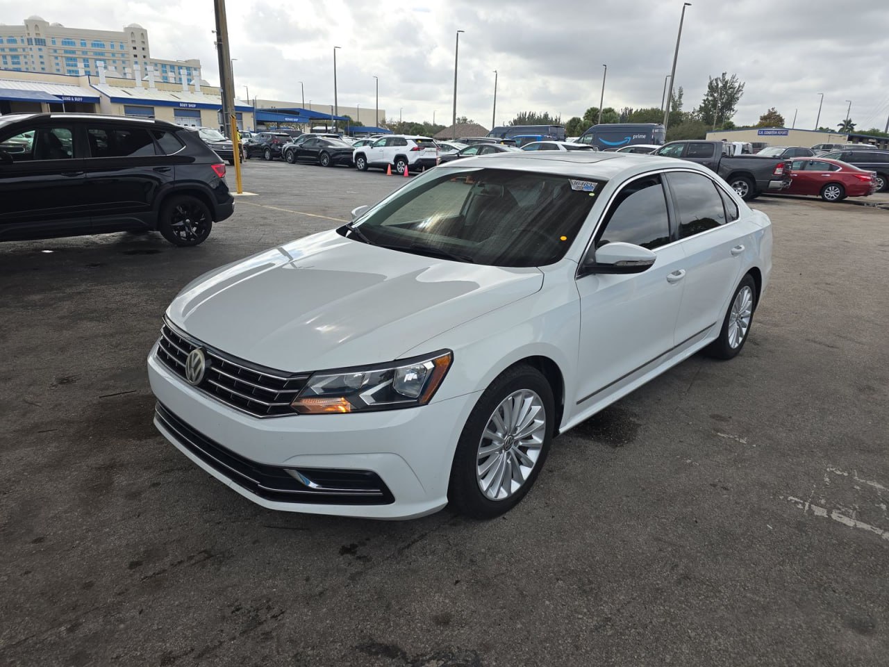 VOLKSWAGEN PASSAT SE 2016