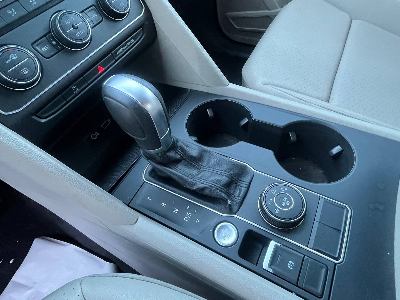 VOLKSWAGEN ATLAS SE 2018