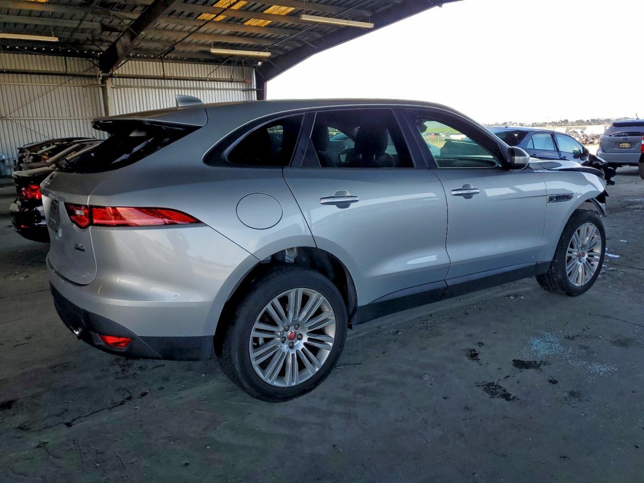 JAGUAR F-PACE PREMIUM 2017