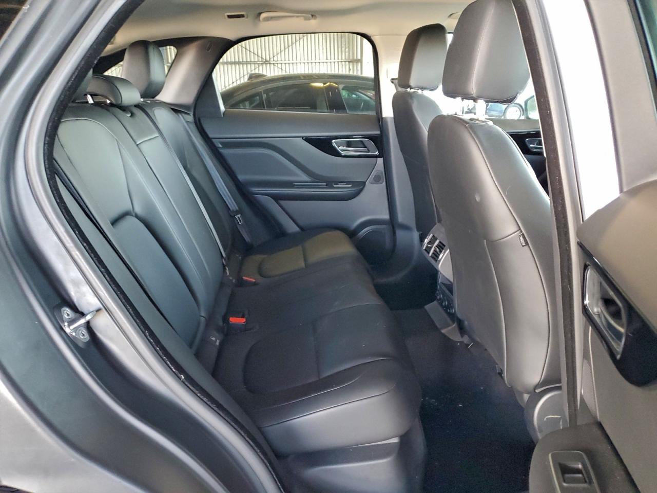 JAGUAR F-PACE PREMIUM 2017