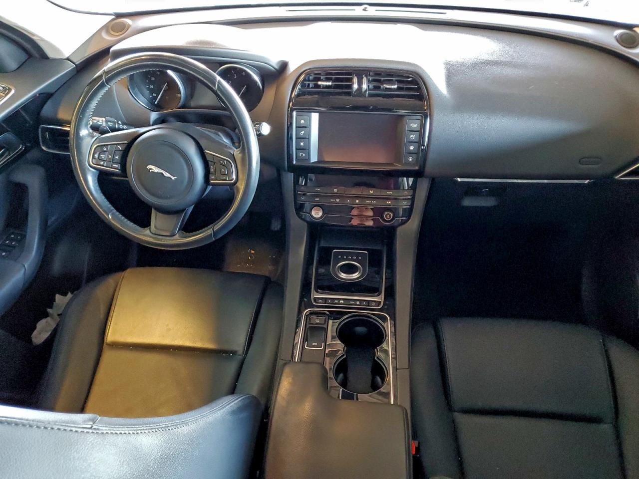 JAGUAR F-PACE PREMIUM 2017