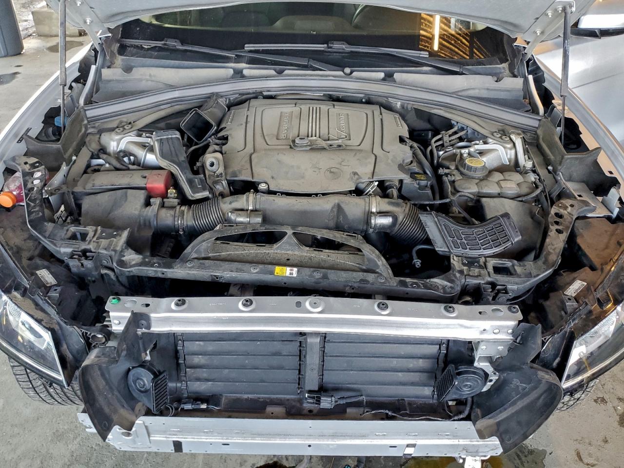 JAGUAR F-PACE PREMIUM 2017