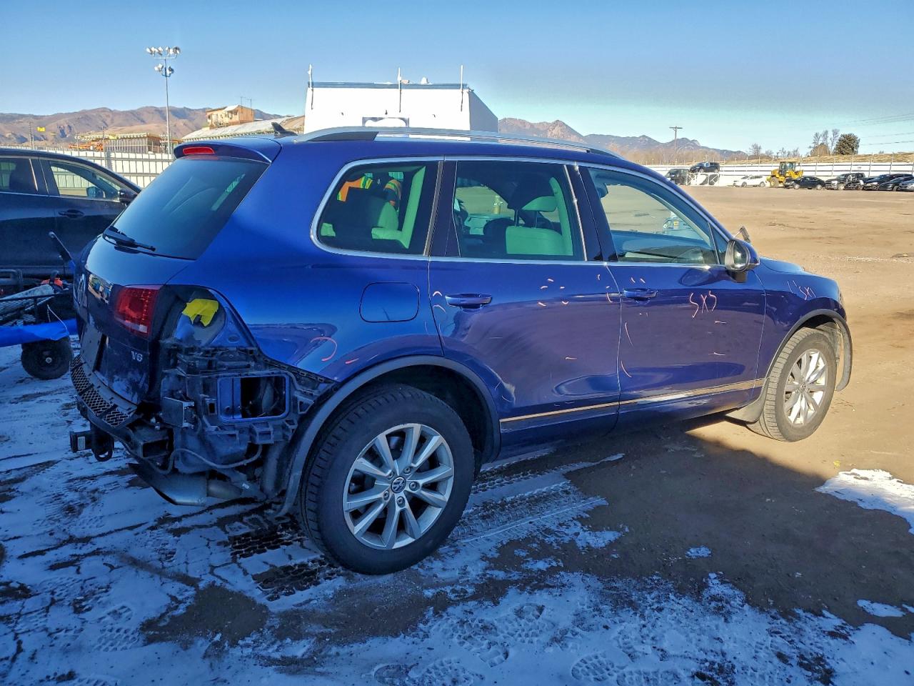 VOLKSWAGEN TOUAREG SPORT 2016