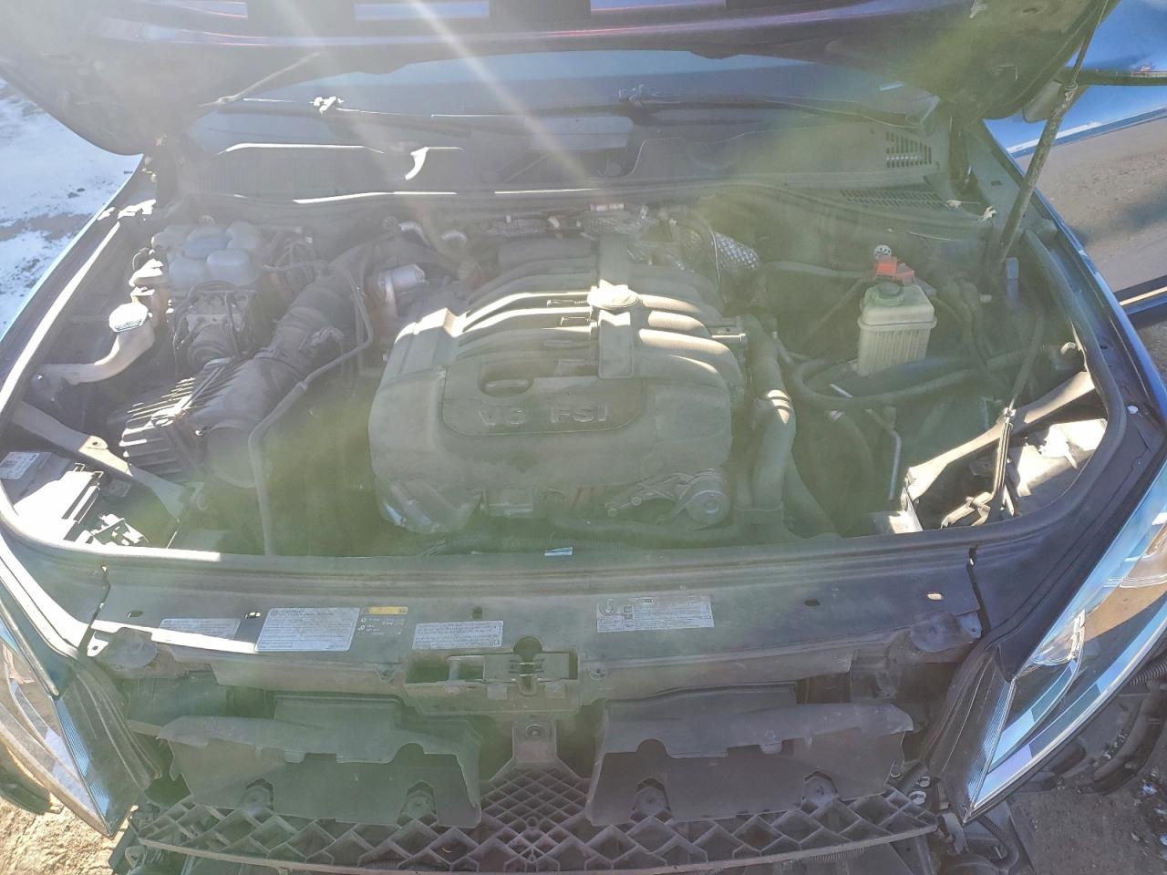 VOLKSWAGEN TOUAREG SPORT 2016