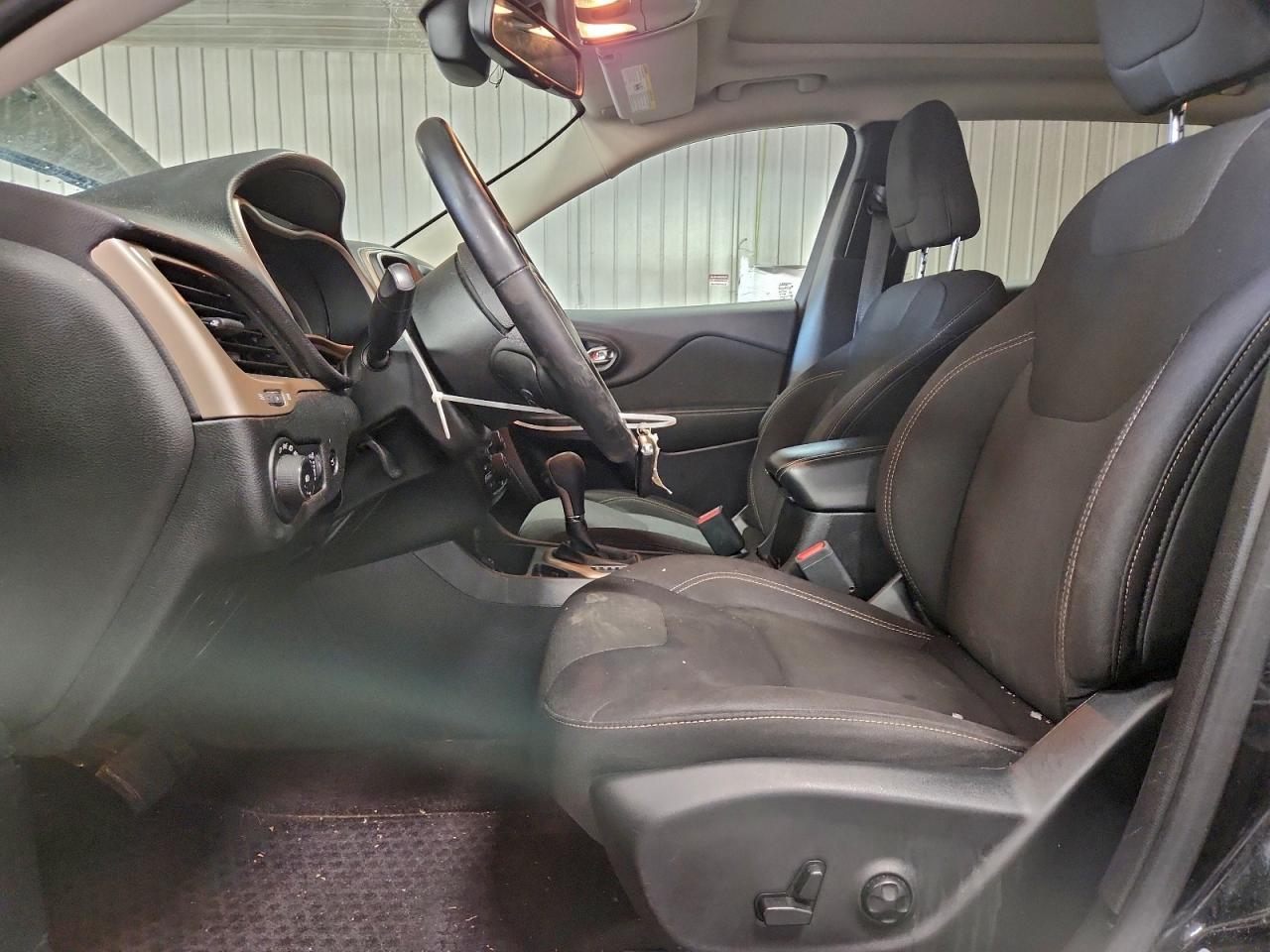 JEEP CHEROKEE LATITUDE 2016