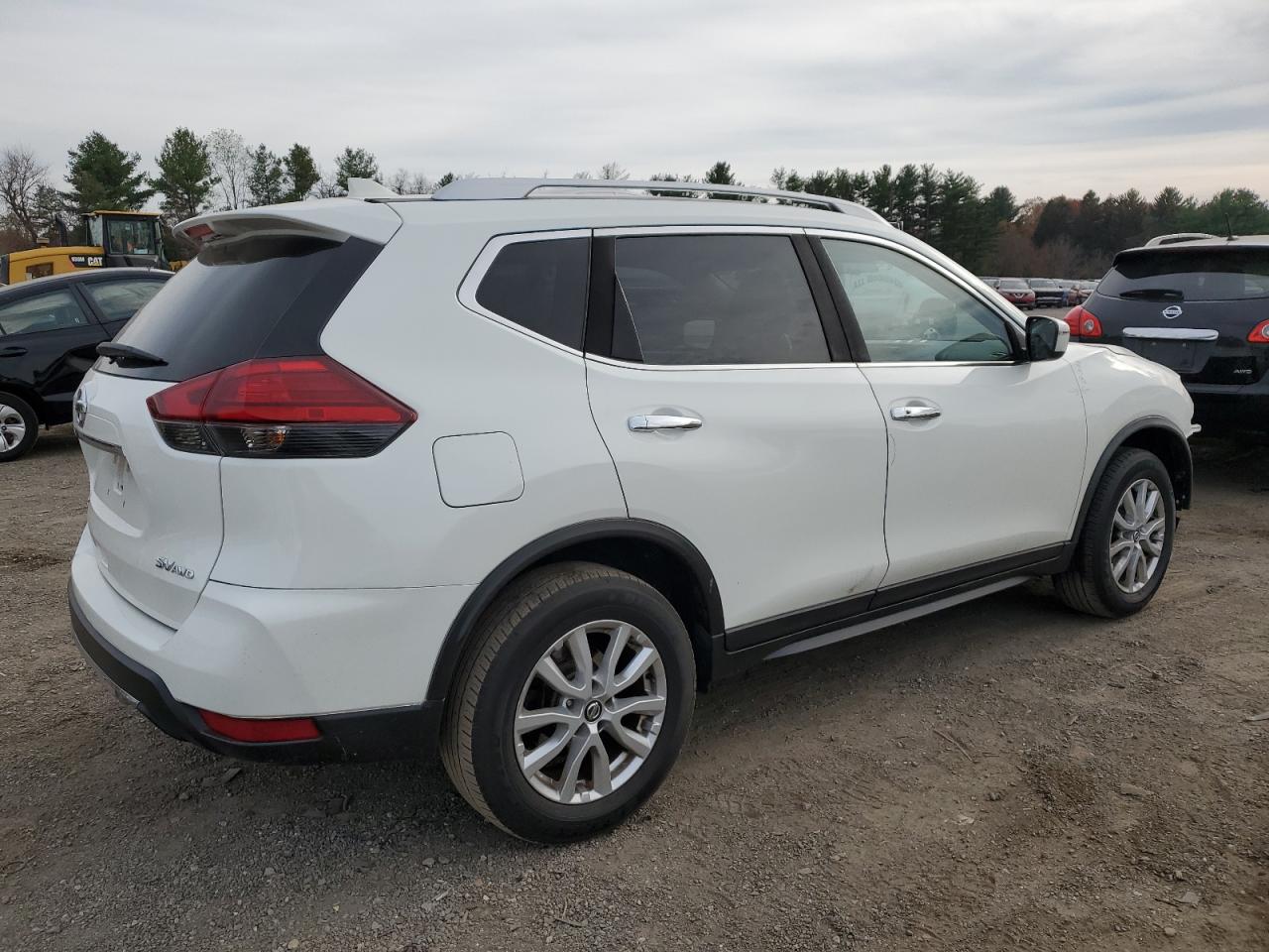 NISSAN ROGUE SV 2017