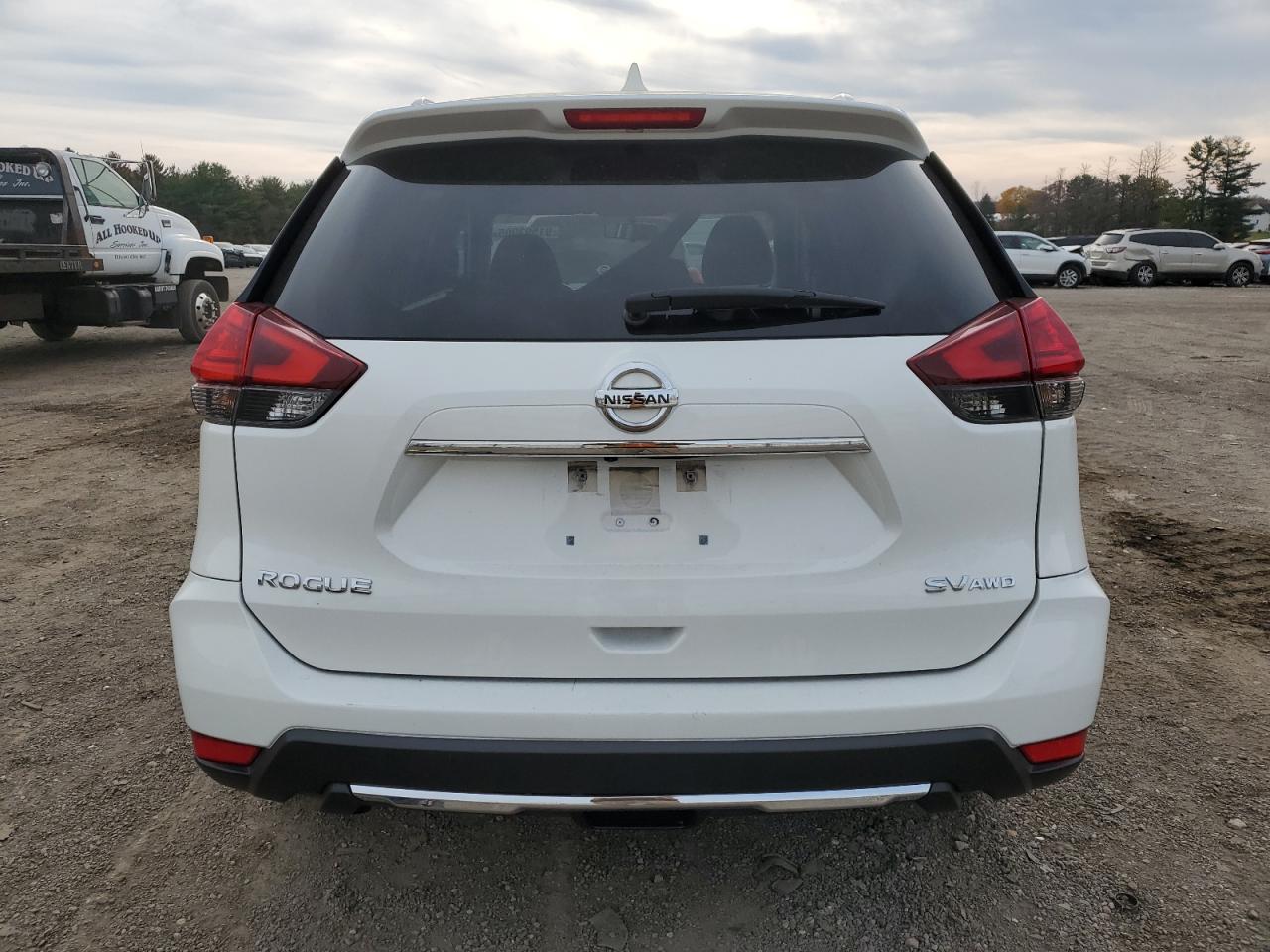 NISSAN ROGUE SV 2017