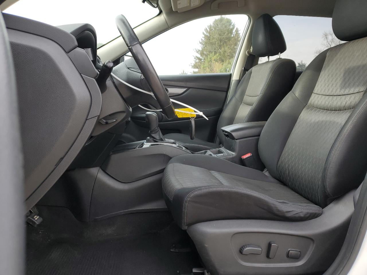 NISSAN ROGUE SV 2017