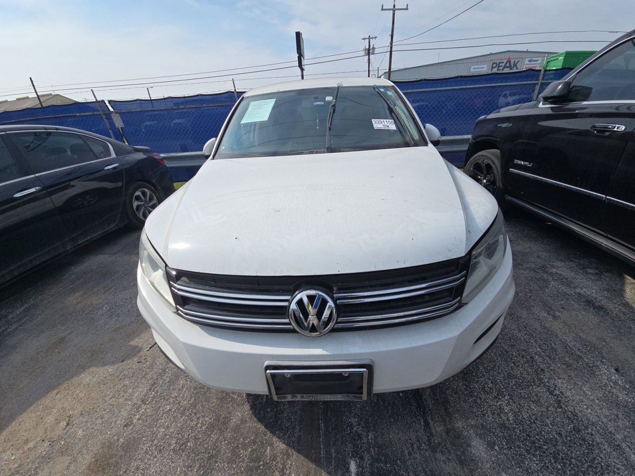 VOLKSWAGEN TIGUAN S 2013