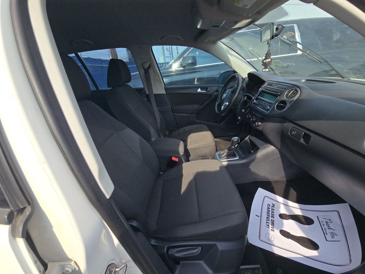 VOLKSWAGEN TIGUAN S 2013