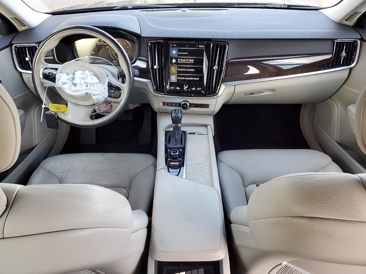 VOLVO S90 T5 MOMENTUM 2017