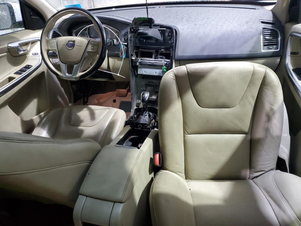 VOLVO XC60 T6 PREMIER 2015