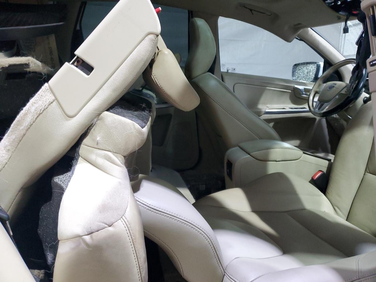 VOLVO XC60 T6 PREMIER 2015