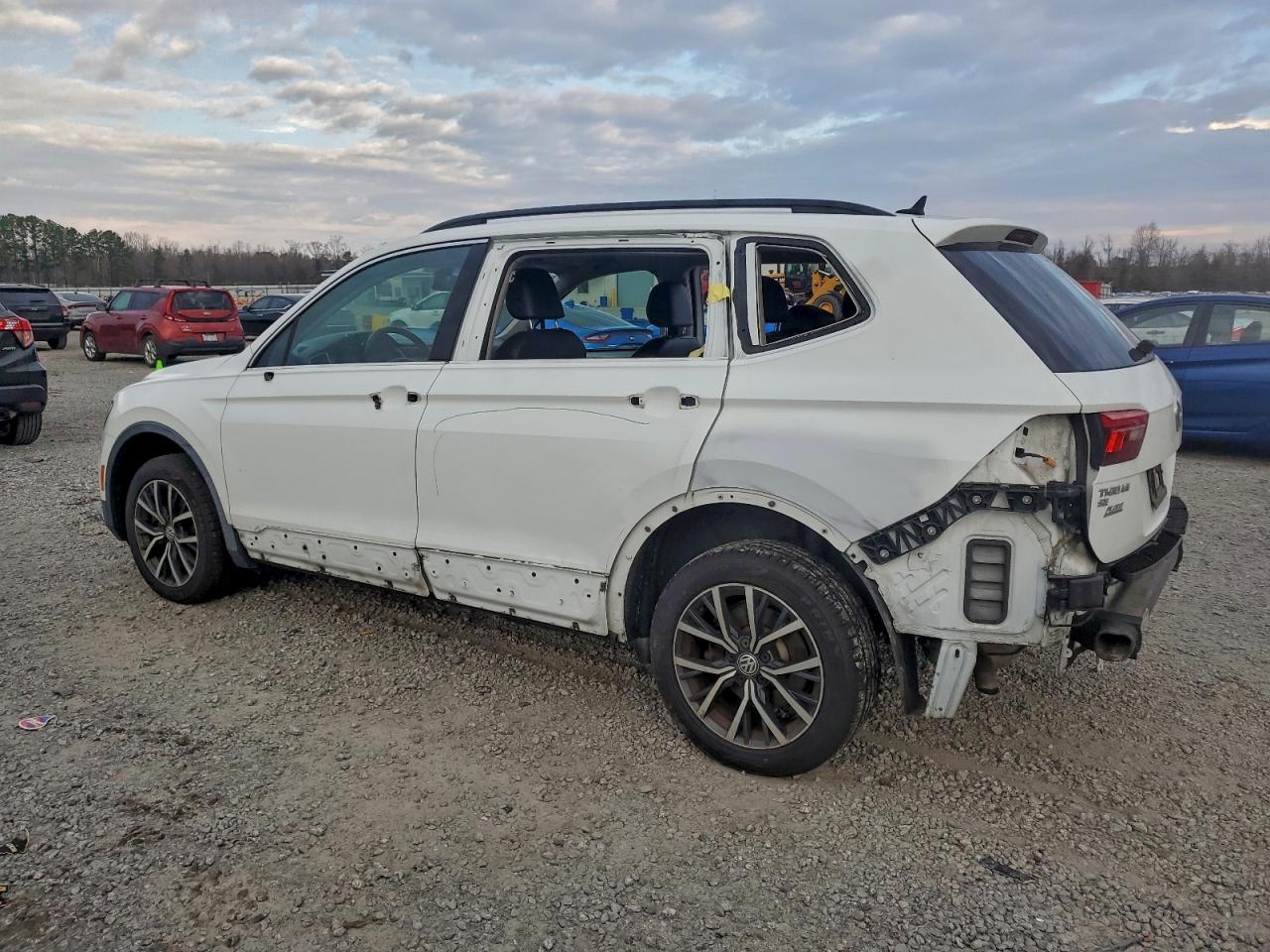 VOLKSWAGEN TIGUAN SE 2018