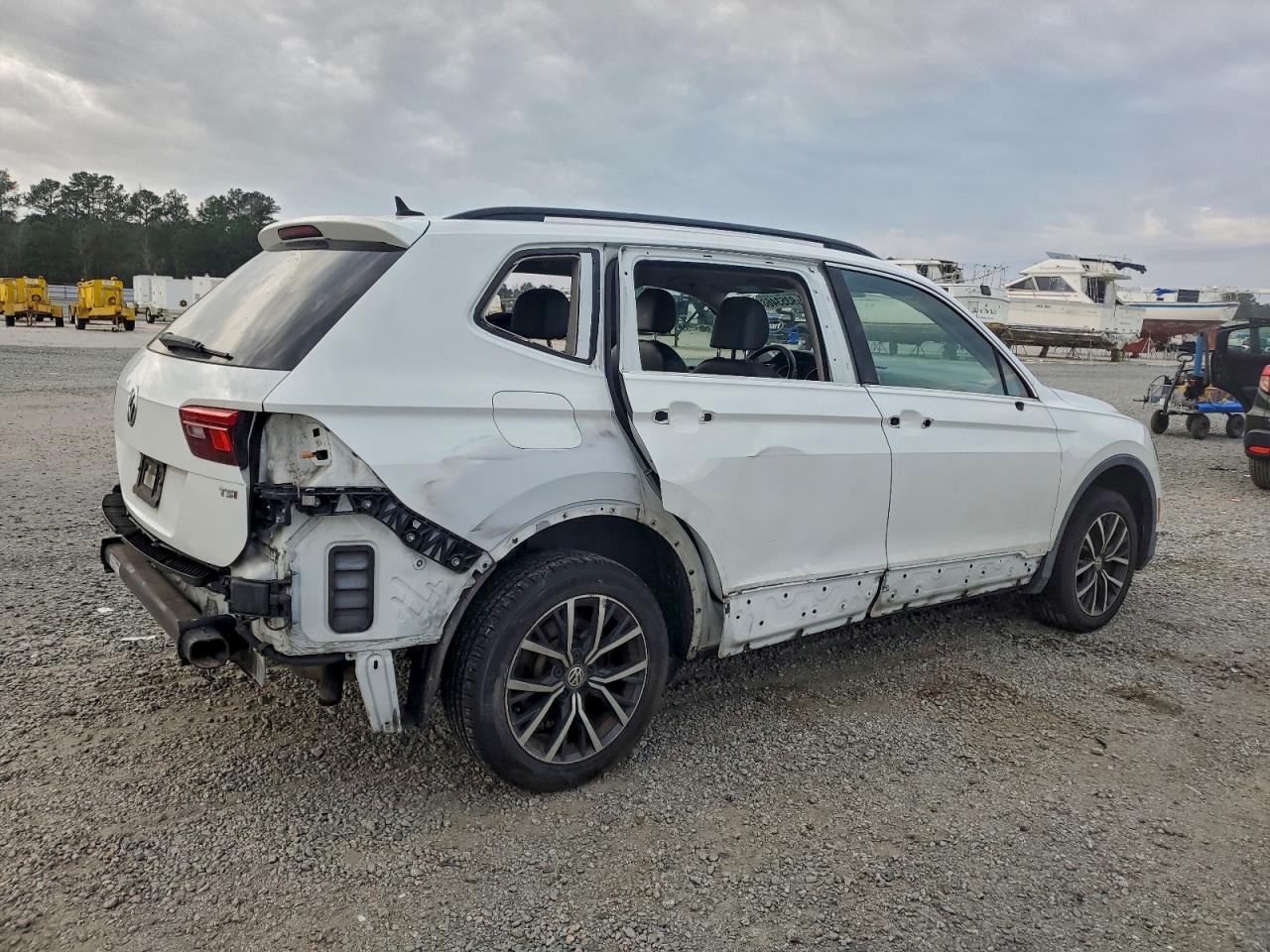 VOLKSWAGEN TIGUAN SE 2018