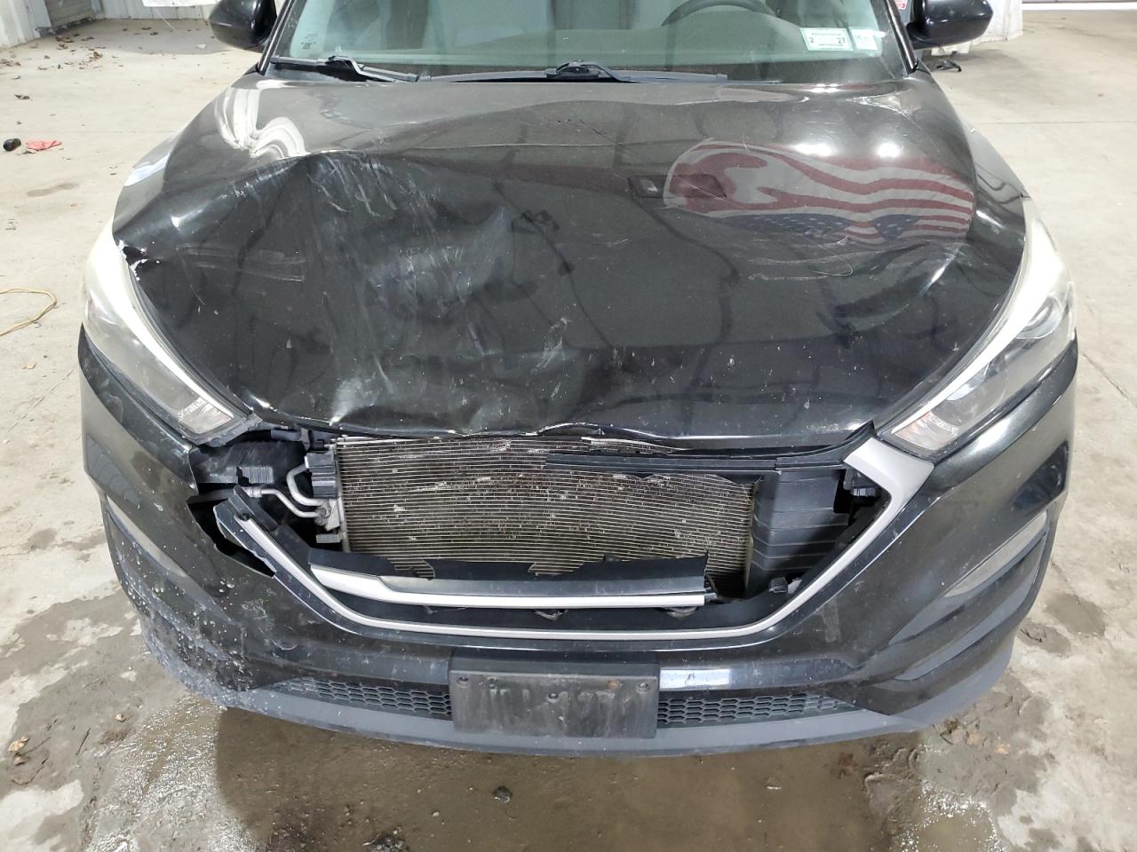 HYUNDAI TUCSON SE LIMITED 2017