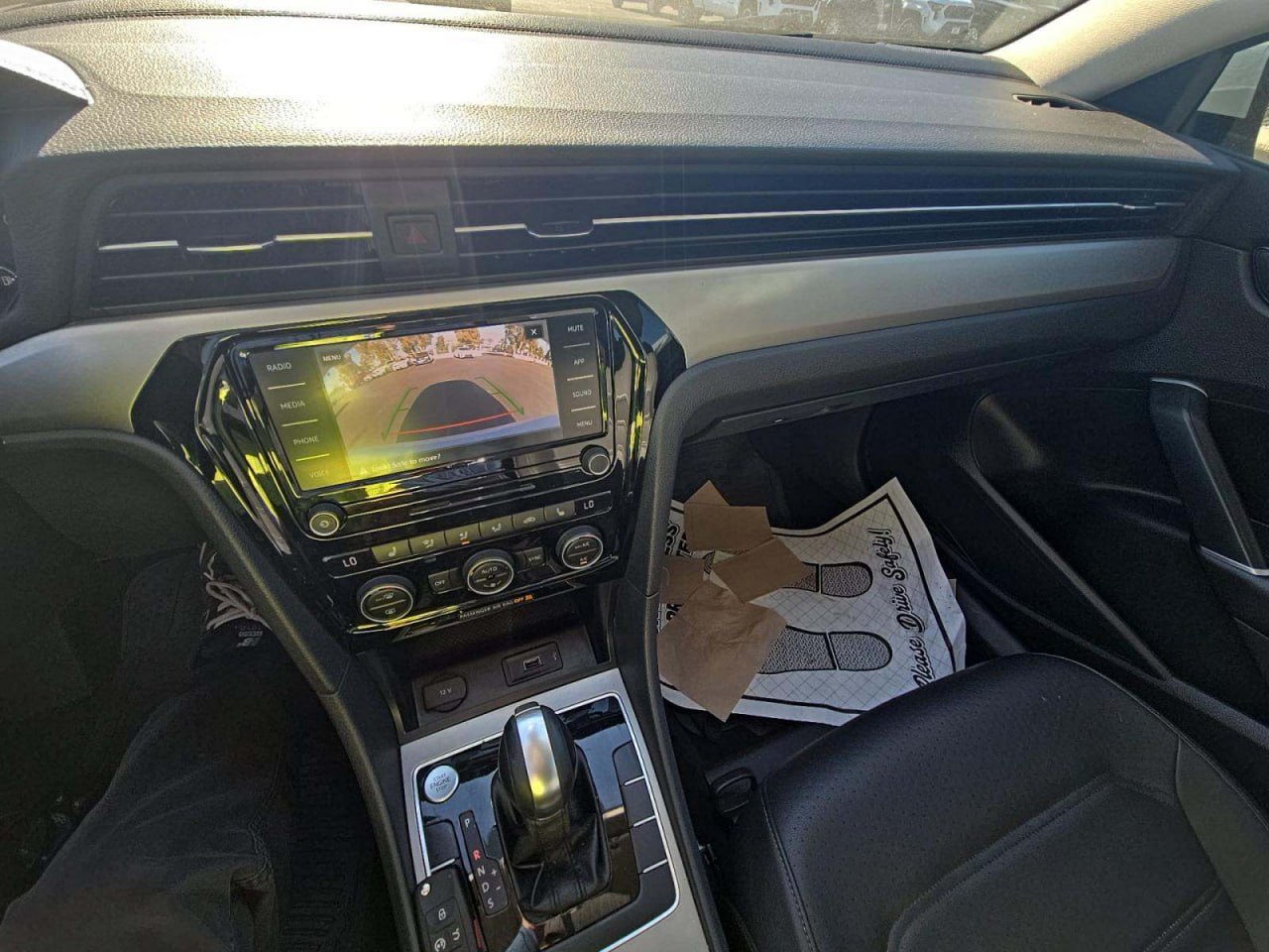 VOLKSWAGEN PASSAT SE 2020