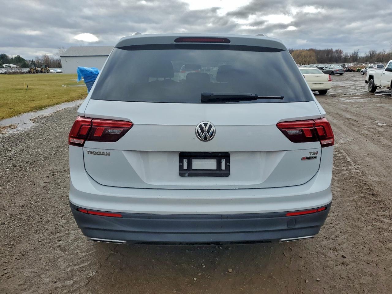 VOLKSWAGEN TIGUAN S 2018