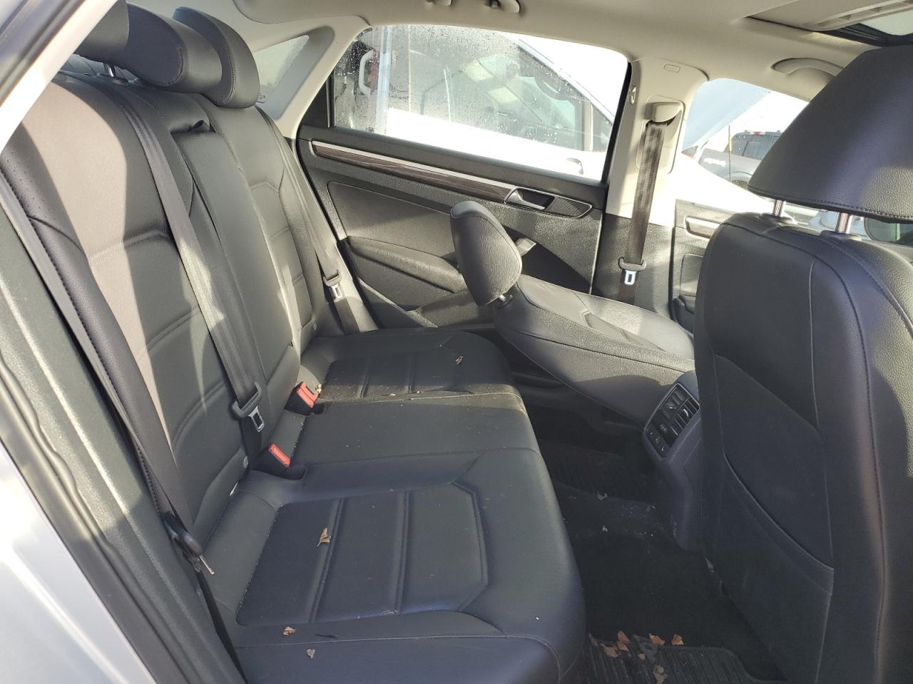 VOLKSWAGEN PASSAT SE 2018