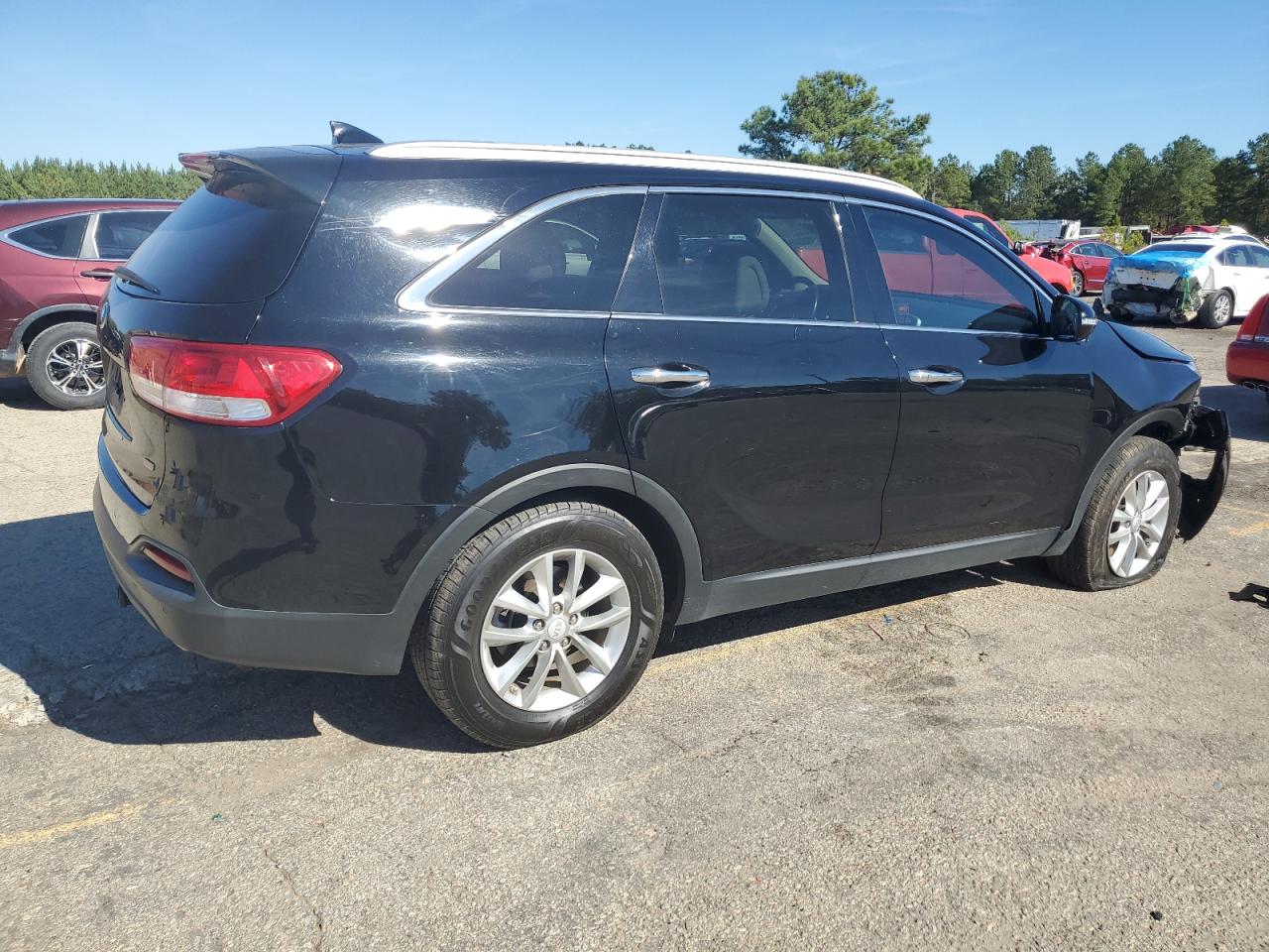 KIA SORENTO LX 2016