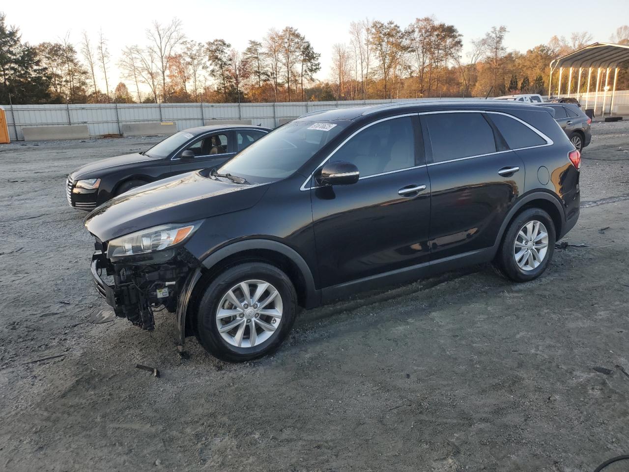 KIA SORENTO LX 2017