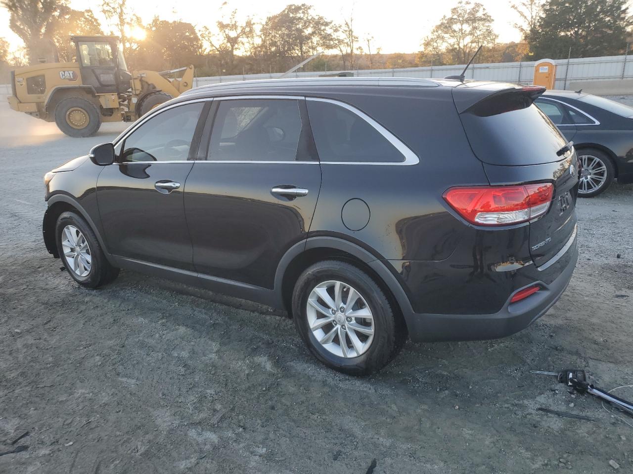 KIA SORENTO LX 2017