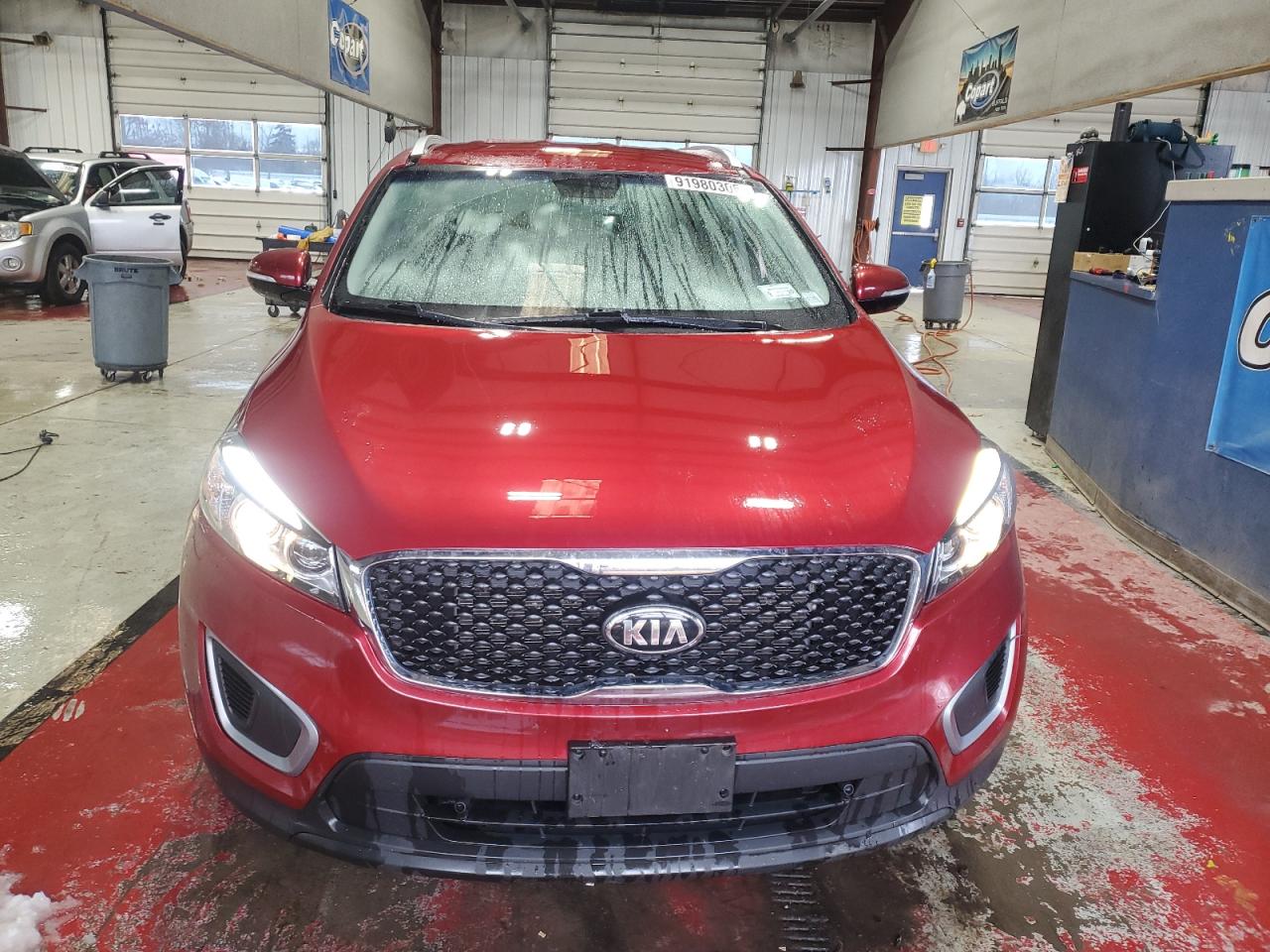 KIA SORENTO LX 2017