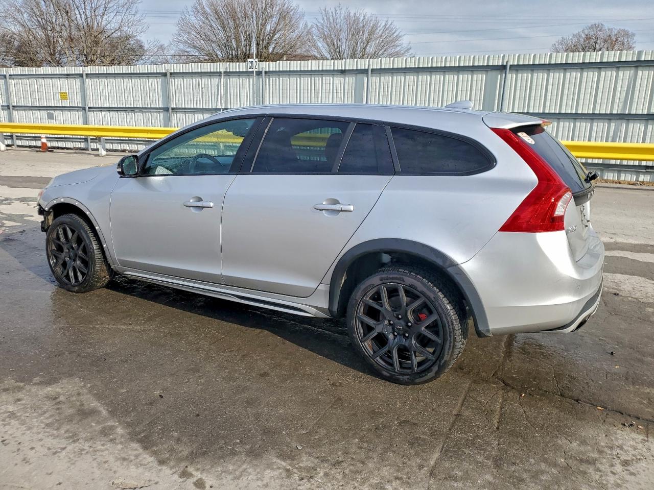 VOLVO V60 CROSS COUNTRY PREMIER 2017