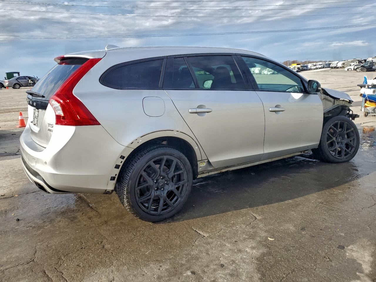 VOLVO V60 CROSS COUNTRY PREMIER 2017