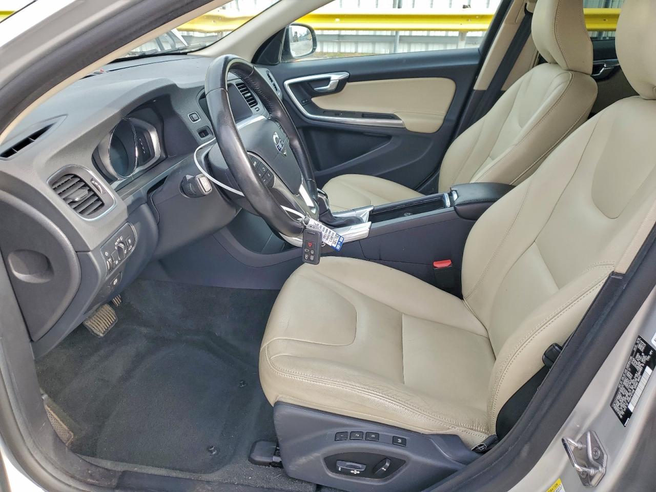 VOLVO V60 CROSS COUNTRY PREMIER 2017