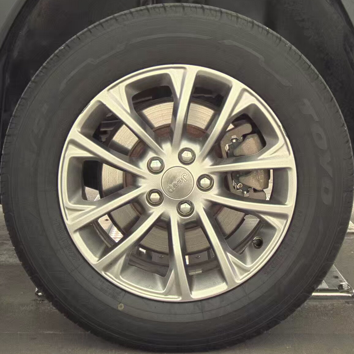 JEEP CHEROKEE LATITUDE PLUS 2019