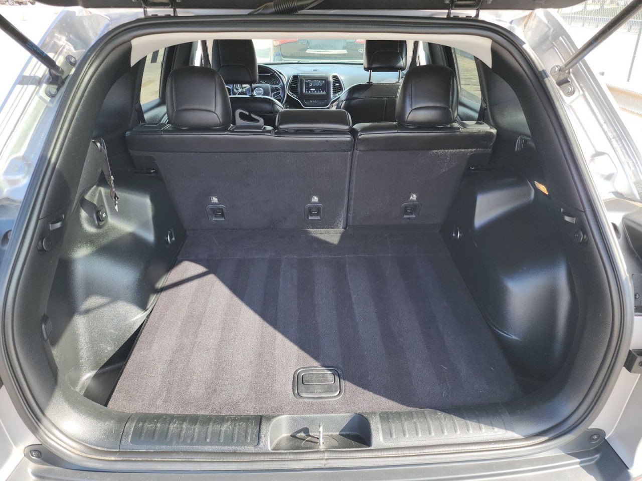 JEEP CHEROKEE LATITUDE PLUS 2019